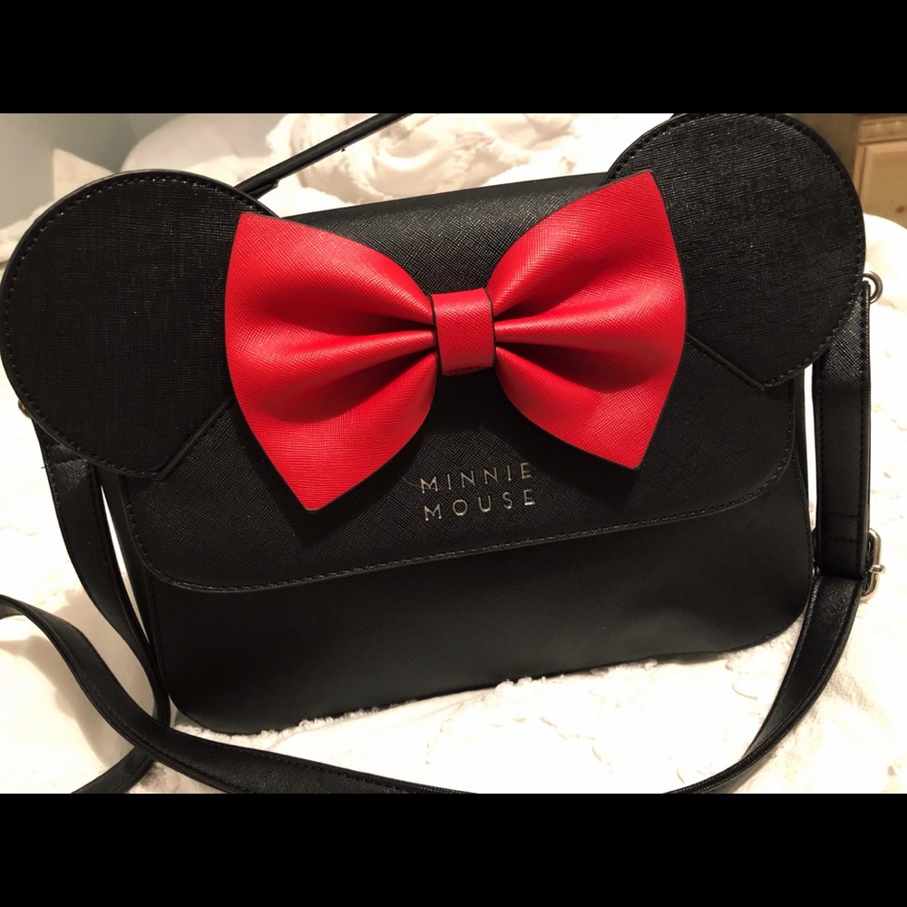 Minnie Mouse loungefly purse!